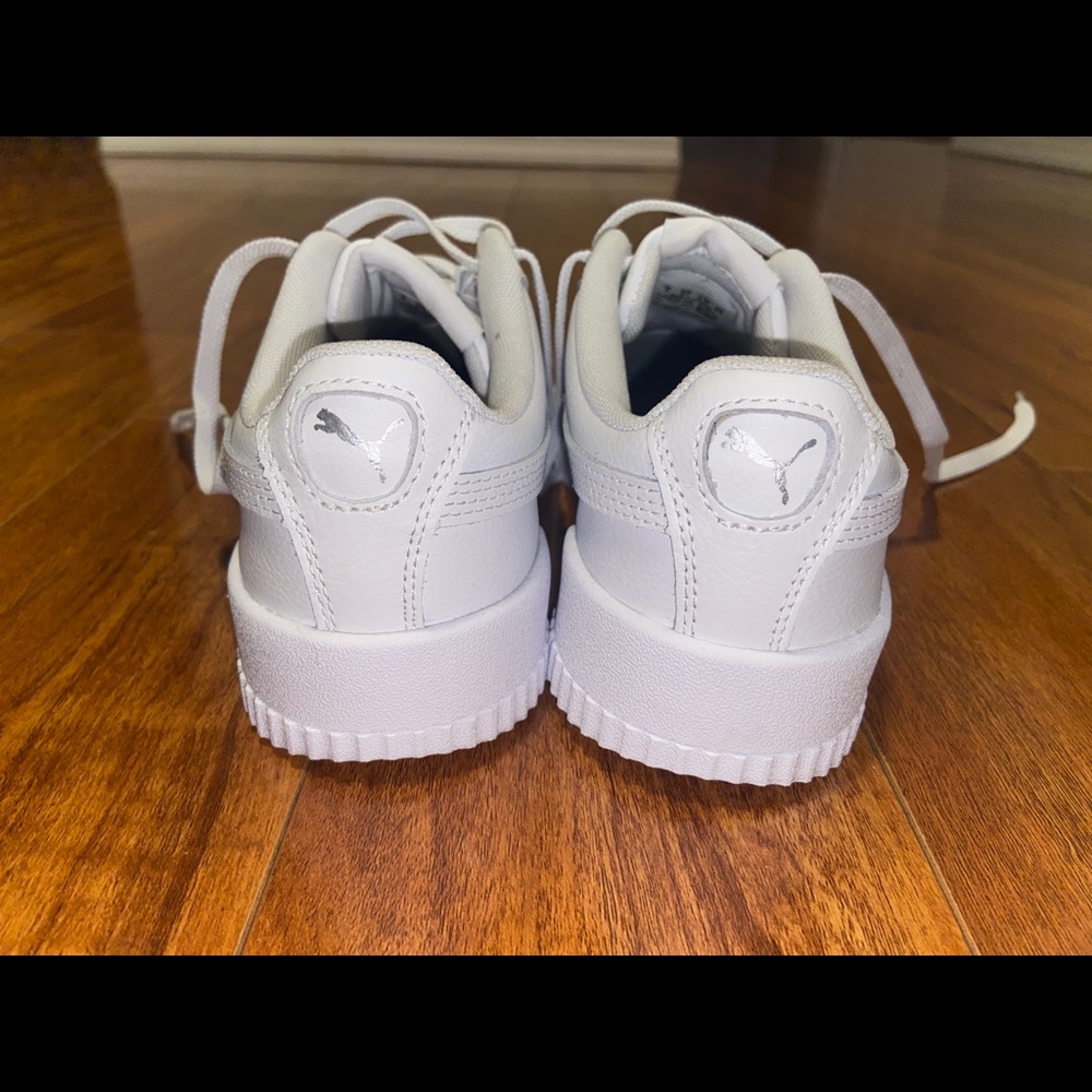 Never worn outdoors